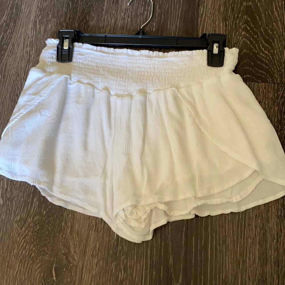Forever 21 white flow shorts